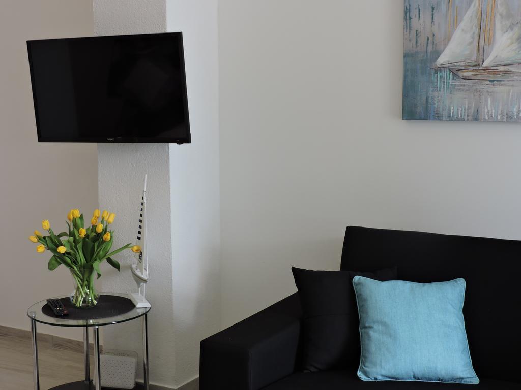 Apartments Nina Riva Kastela Dış mekan fotoğraf