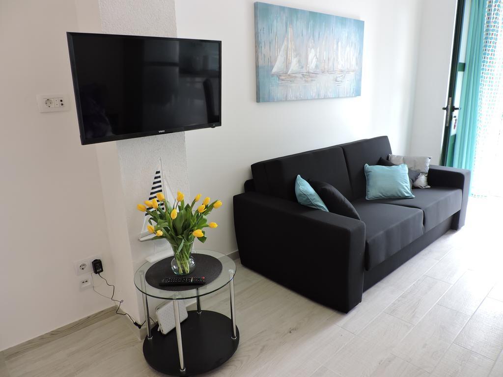 Apartments Nina Riva Kastela Dış mekan fotoğraf