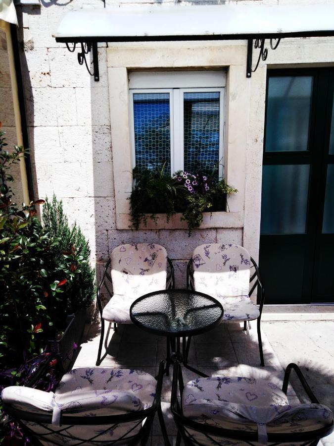 Apartments Nina Riva Kastela Dış mekan fotoğraf